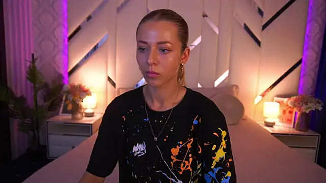 DoveLovee online show from May 27, 6:32 am