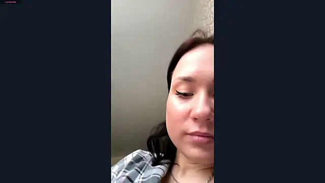 DinahZapalac online show from April 15, 9:16 am