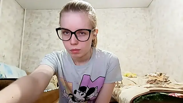 HornyNightTeacher online show from April 20, 6:20 pm