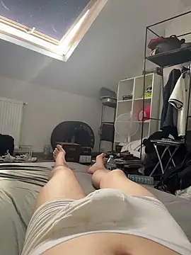 Snapshot of M19ans chatting on May 29, 8:56 am M19ans online show from May 29, 8:56 am