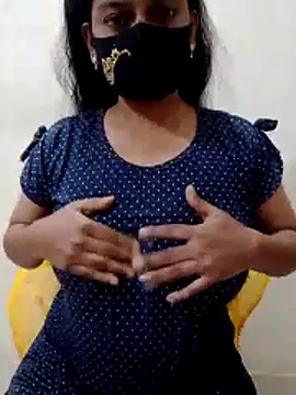 black-woman online show from April 10, 4:12 pm