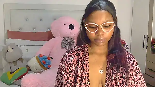 Snapshot of Darrkdeeva669 chatting on July 13, 8:50 am Darrkdeeva669 online show from July 13, 8:50 am
