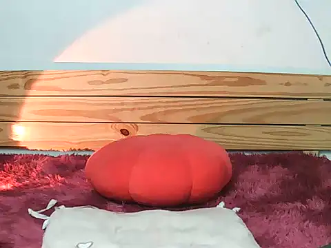 Selena-2K online show from April 16, 10:27 am