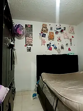 carolina muller05 online show from April 17, 4:10 pm