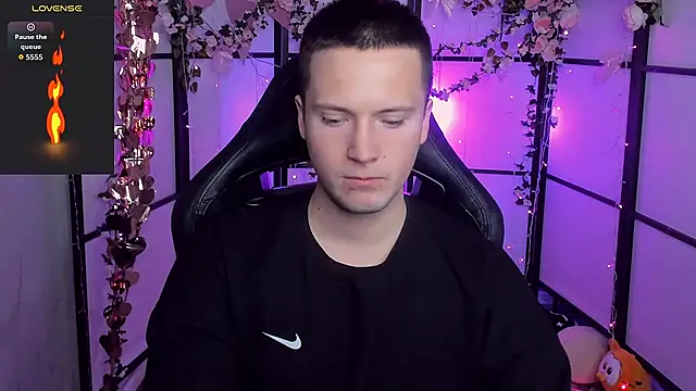 ZackVibe online show from April 15, 5:14 am