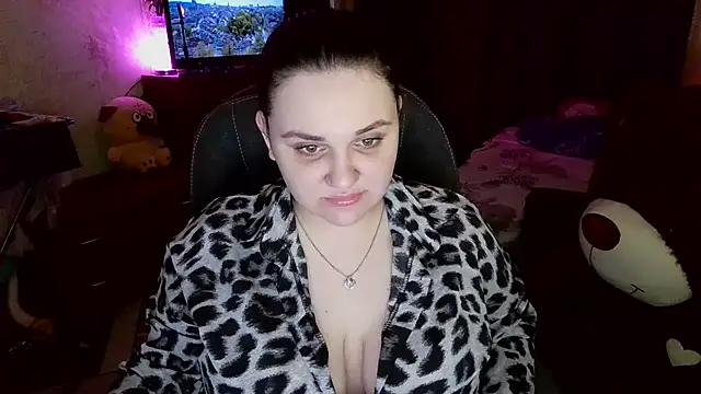 Penny Perry online show from April 29, 7:09 pm