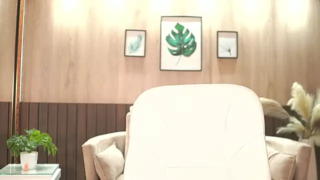 BrianaLane online show from June 12, 4:28 pm