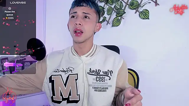 Apolo Prince1 online show from April 17, 3:48 pm