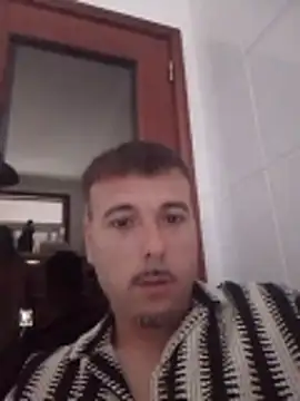 Snapshot of CasalFire chatting on June 21, 7:05 pm CasalFire online show from June 21, 7:05 pm