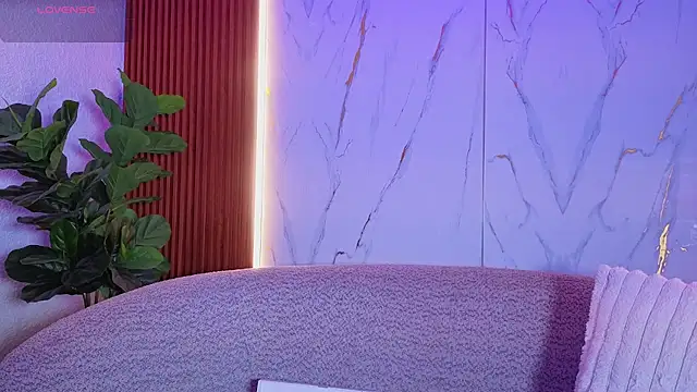 valerysofia vg online show from April 13, 7:30 pm