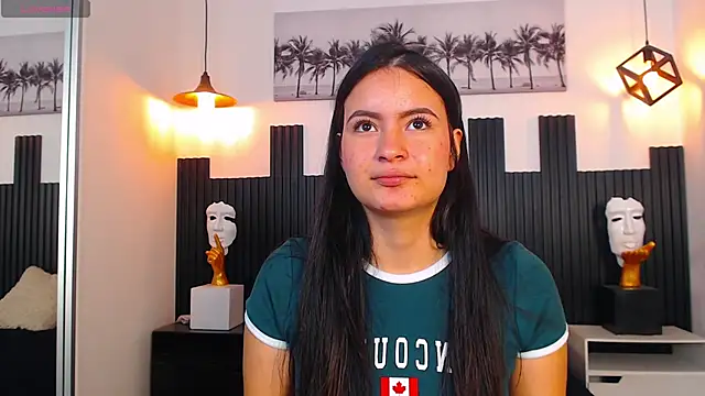 rosaleia  online show from April 16, 9:39 pm