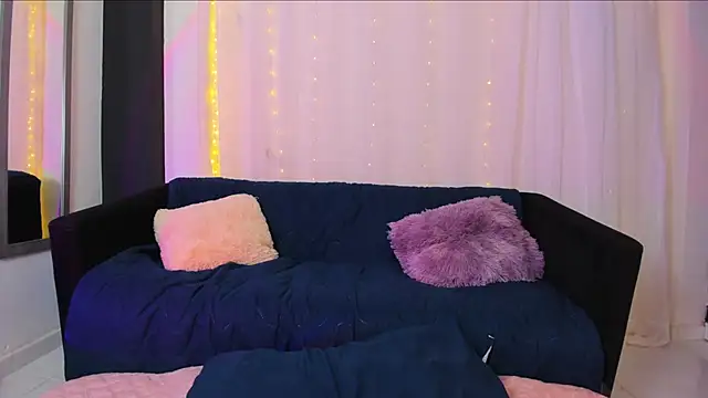 Sofia Mature  online show from May 25, 10:27 pm