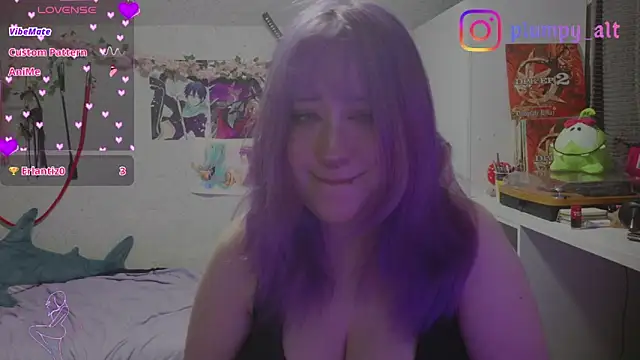 Snapshot of plumpy_girl chatting on May 20, 10:05 pm plumpy girl online show from May 20, 10:05 pm