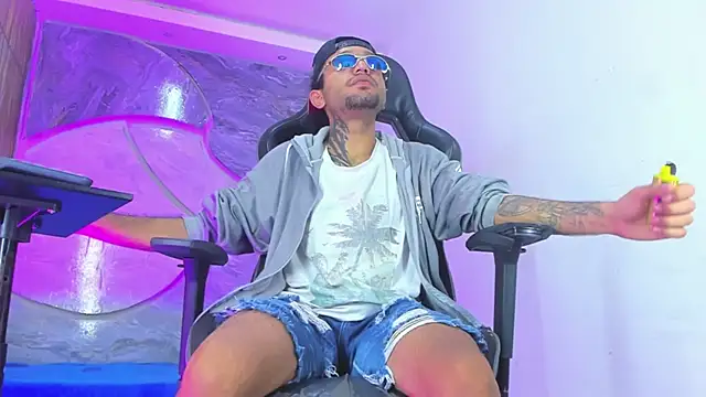 Josh Hot Sex online show from April 13, 12:32 pm