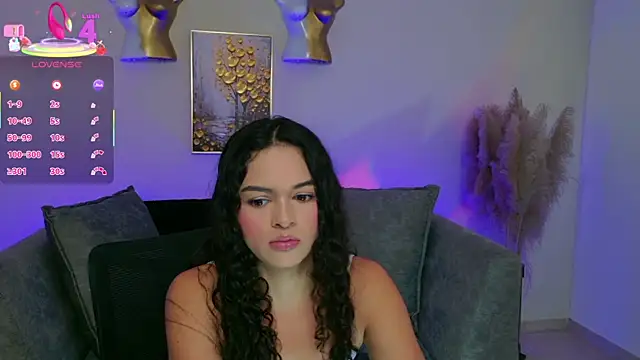 Snapshot of MaraVelvett chatting on July 15, 7:30 pm MaraVelvett online show from July 15, 7:30 pm