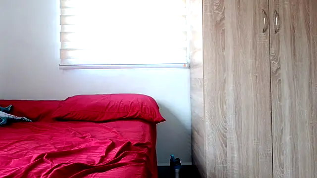 andrew 1520 online show from November 19, 6:30 pm