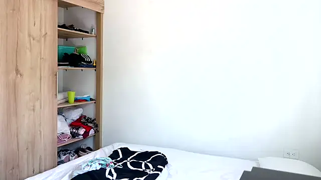 andrew 1520 online show from February 11, 7:30 pm