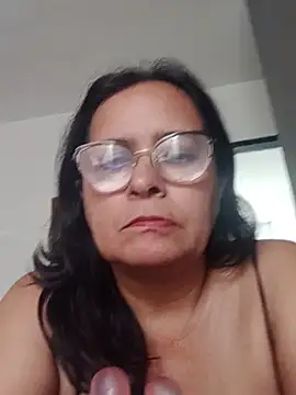 PienCanela online show from June 19, 1:04 pm