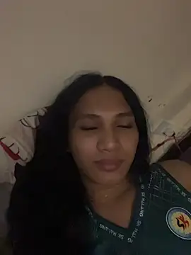 slutty aki online show from June 21, 5:04 pm