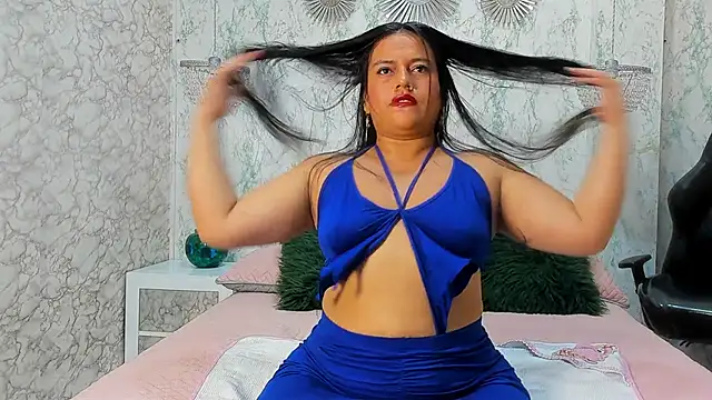 Nya Curvy online show from April 17, 11:57 am