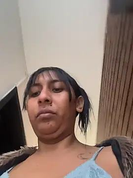 Snapshot of MELIZ_QUEEN chatting on June 10, 11:42 am MELIZ QUEEN online show from June 10, 11:42 am