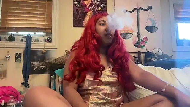Snapshot of Goddessmostwanted chatting on May 6, 5:40 pm Goddessmostwanted online show from May 6, 5:40 pm