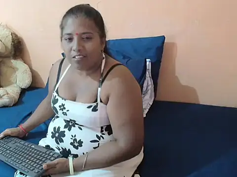  IndianDiamond4u  online show from April 11, 7:18 pm