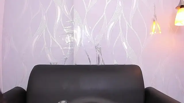 Snapshot of Samantha_Lopez_ chatting on August 4, 8:00 pm Samantha Lopez online show from August 4, 8:00 pm