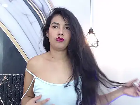 Snapshot of Vanessa_Lune chatting on April 22, 12:07 pm Vanessa Lune online show from April 22, 12:07 pm