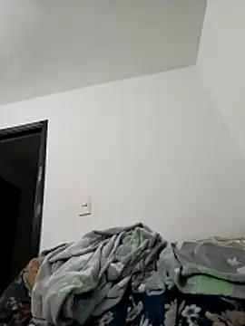 dhalia-rose89 online show from April 16, 7:36 pm