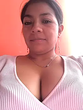 Tamaraxxx hot online show from April 15, 10:43 pm