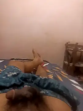 Arnav13579 online show from April 19, 7:38 pm