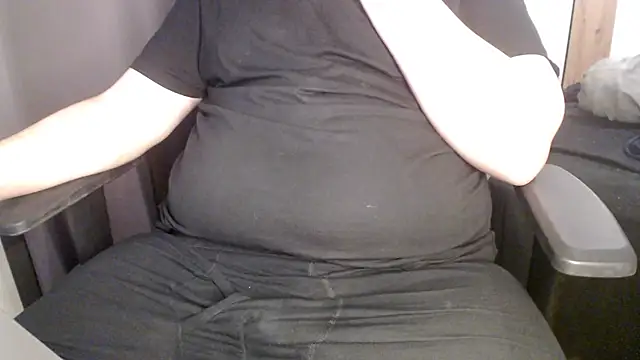 RealMaxAlpine online show from April 17, 8:56 pm