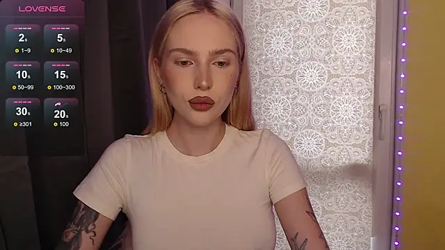 LowerFrancis online show from April 20, 10:18 am