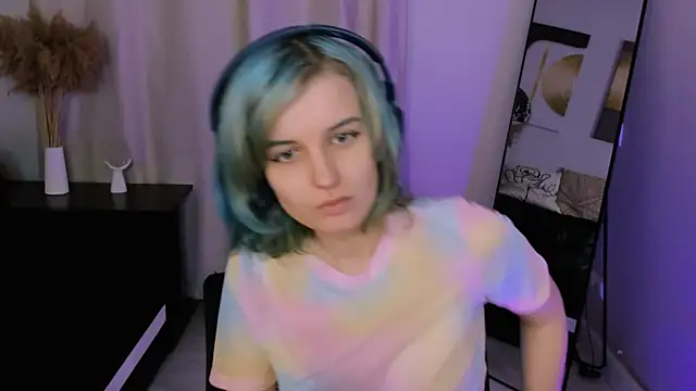 NikaBabyX online show from April 17, 1:36 pm