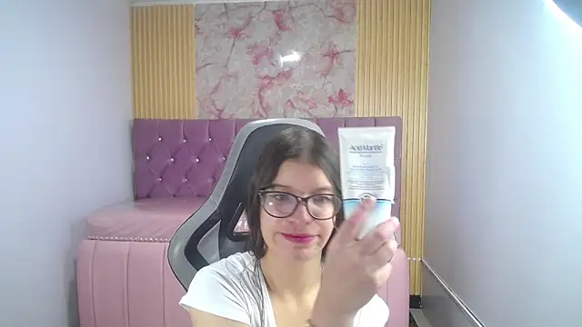 Kailee ch online show from April 15, 1:07 pm