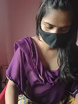Snapshot of sexy_bhabhii chatting on July 19, 7:45 am sexy bhabhii online show from July 19, 7:45 am