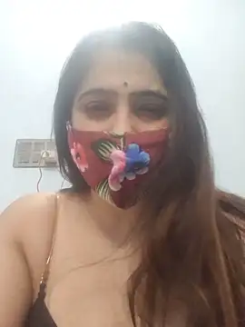 Snapshot of hot_katrina99 chatting on May 20, 6:14 pm hot katrina99 online show from May 20, 6:14 pm