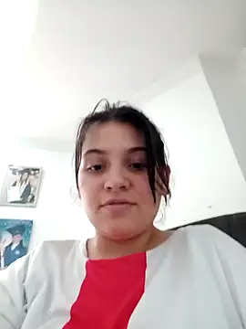 rosemilkbobs online show from April 24, 7:16 pm