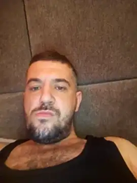 CrawlingHalacha online show from April 17, 6:55 pm