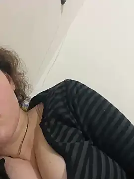 najmiya online show from April 13, 1:11 am