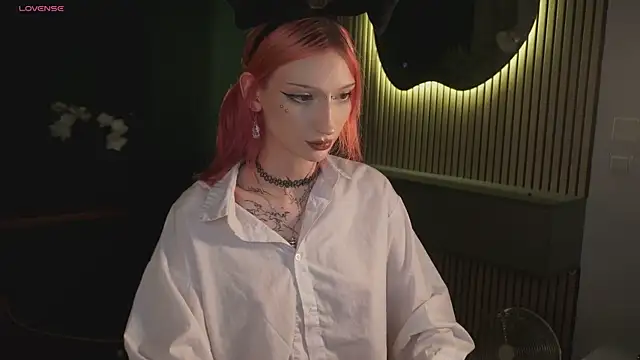 Snapshot of vamp_ray chatting on July 11, 8:55 pm vamp ray online show from July 11, 8:55 pm