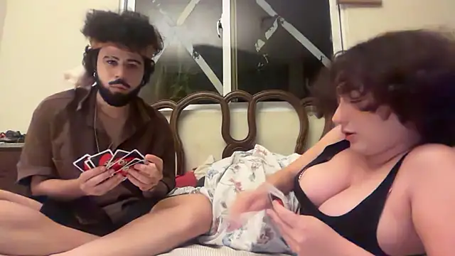 sarah2139 online show from April 19, 6:35 am