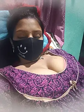 BaddieUnleashed online show from April 15, 5:09 pm