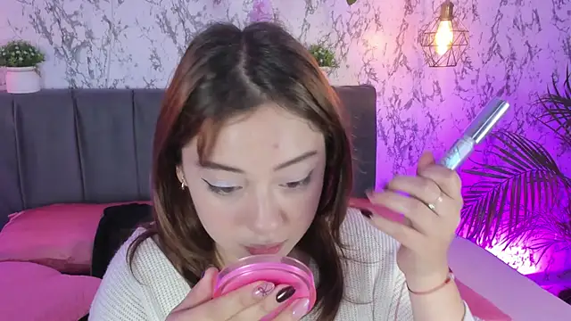 Sakura lux online show from April 15, 12:45 pm