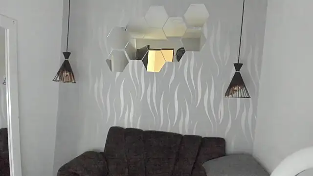 Snapshot of julietha_foxy chatting on July 4, 3:18 pm julietha foxy online show from July 4, 3:18 pm