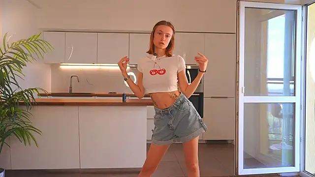 Snapshot of AlvaCatterton chatting on May 25, 2:12 pm AlvaCatterton online show from May 25, 2:12 pm