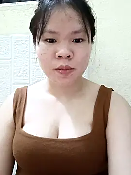 Seraphinahh online show from April 17, 3:04 pm