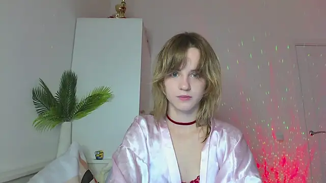 Tessa Shy  online show from July 28, 8:52 pm