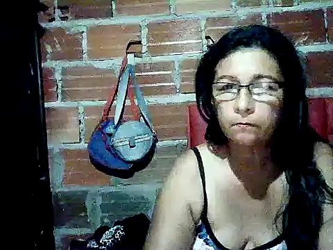 lola teem online show from April 18, 4:16 am